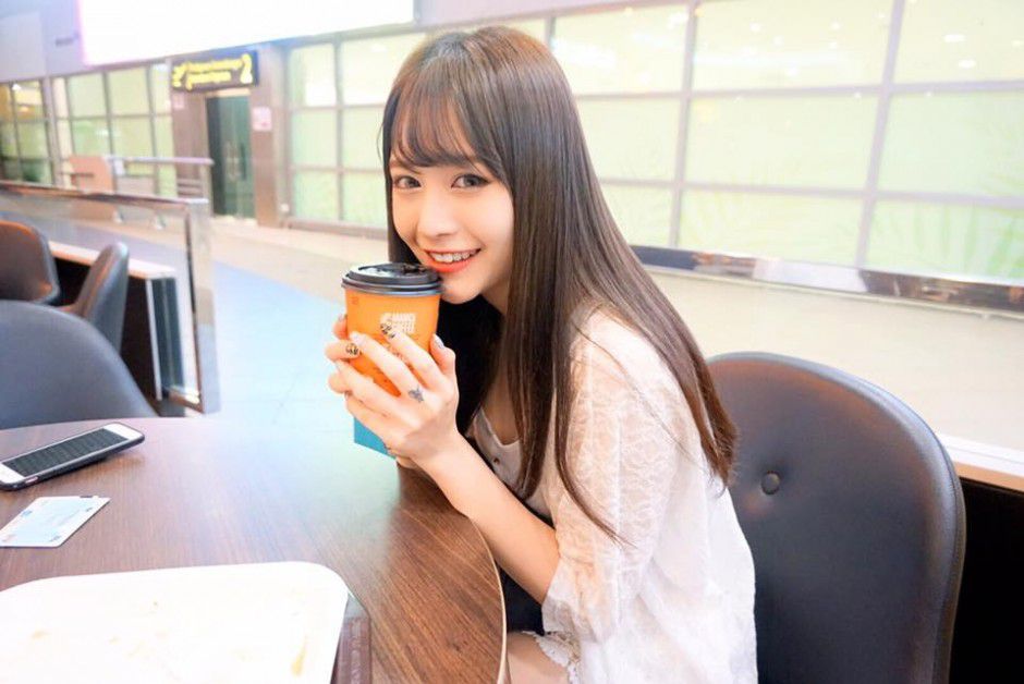 阳光美少女韩小涩(翁依玲)自拍写真图片