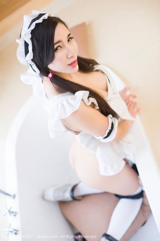 性感美女赵颖死库水写真身姿诱人