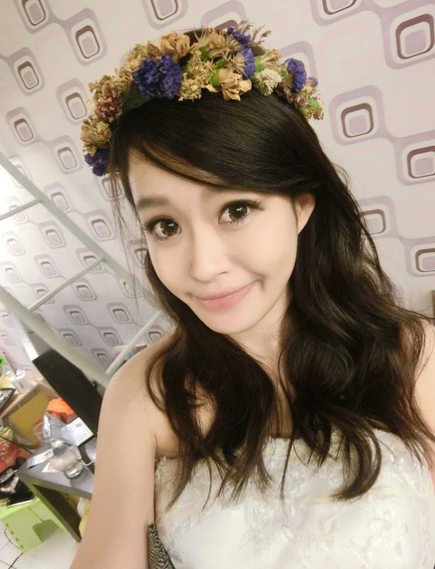 新闻女主播李思瑾Mayer自拍写真图片