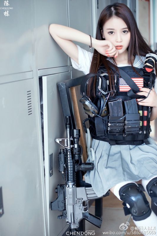 90后美女模特赵小米Kitty摄影写真图片合集