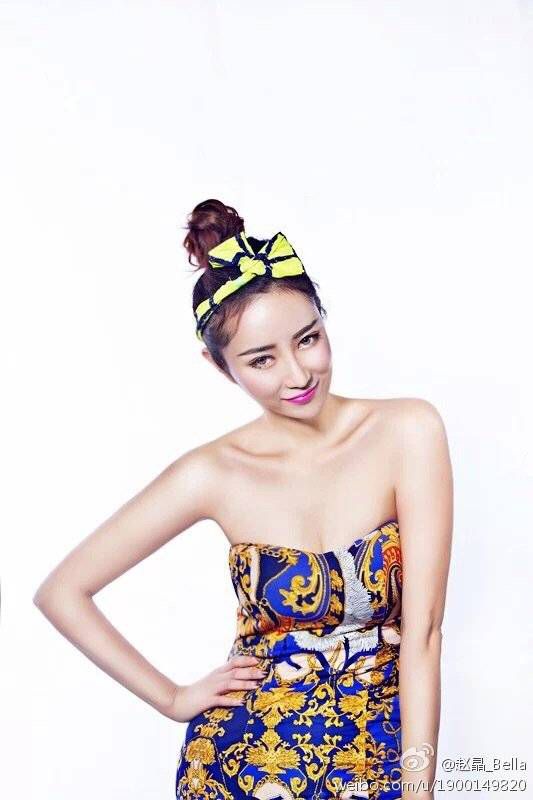 内地女平面模特赵晶Bella户外唯美写真