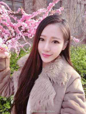 甜美系女生洪毓Kuku自拍写真图片