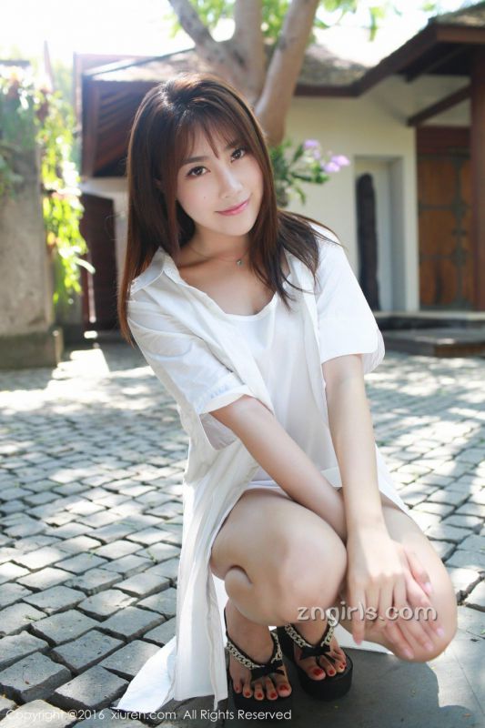 秀人网内地女模特许诺Sabrina私拍图片合辑