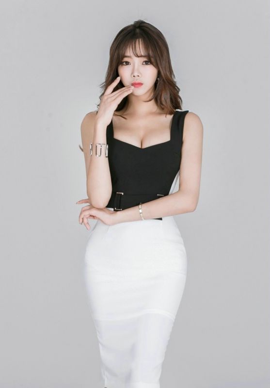 韩国知性女模特美女妩媚性感身姿惹火艺术写真