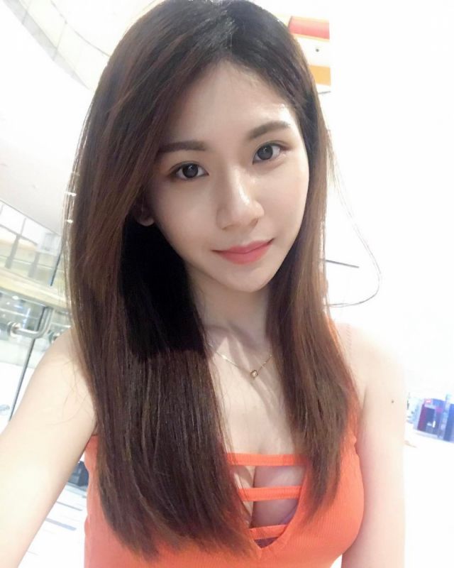 大马美女正妹Josephy Li性感自拍照美胸诱人