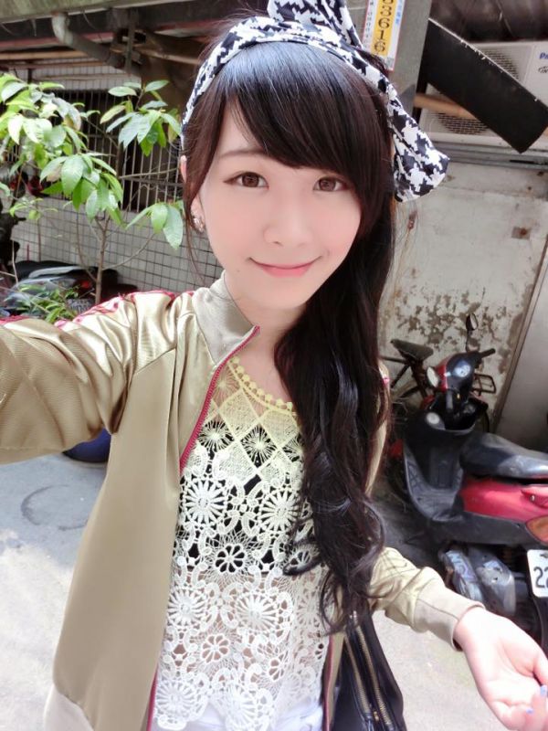台湾外拍模特陆子玄自拍写真图片