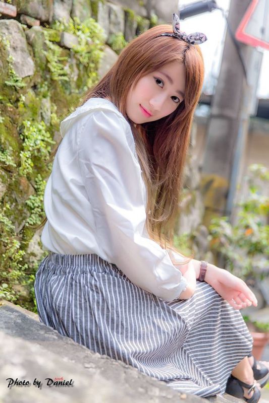 台湾美女模特张嘉庭生活写真清纯迷人