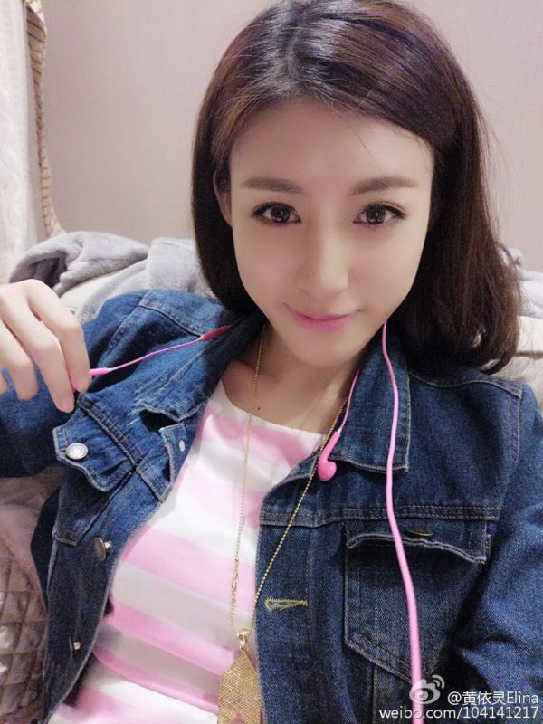 90后 模特黄依灵Elina自拍美图大全