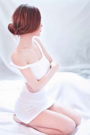 推女神运动型美女Lee小棠比基尼写真图片