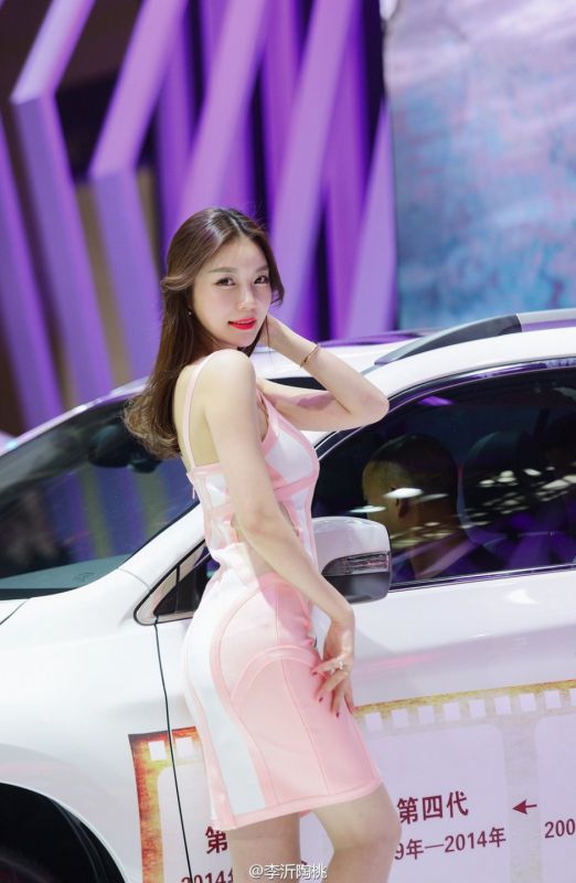 车模大美女李怡陶桃车展摄影图片
