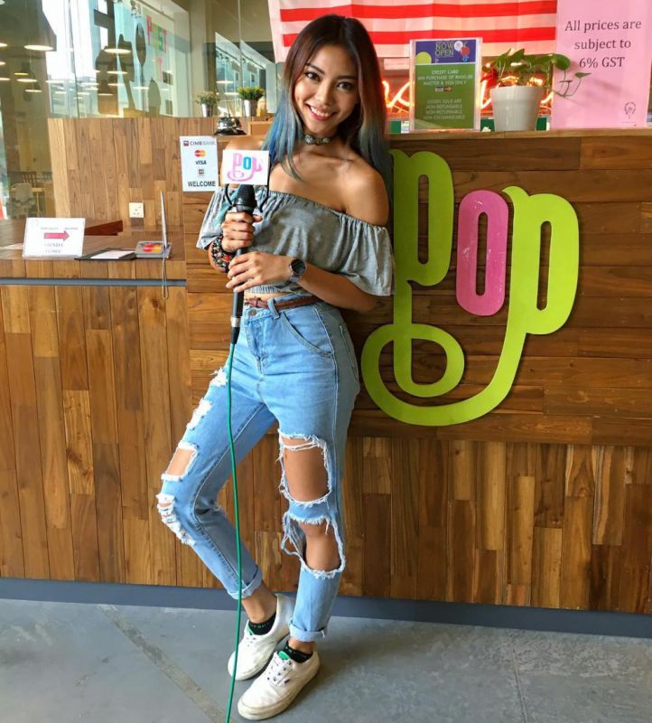 健身美女Jazel Lim性感自拍照翘臀诱人