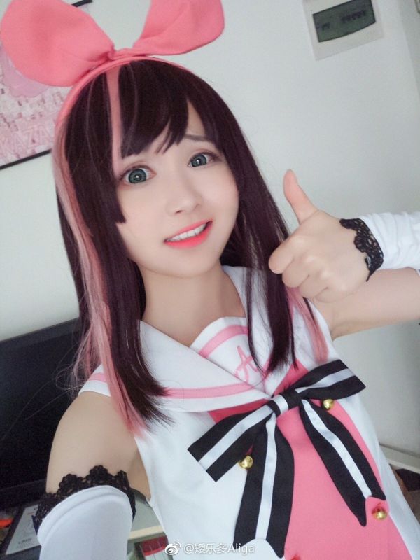 美女萝莉矮乐多私房写真可爱迷人