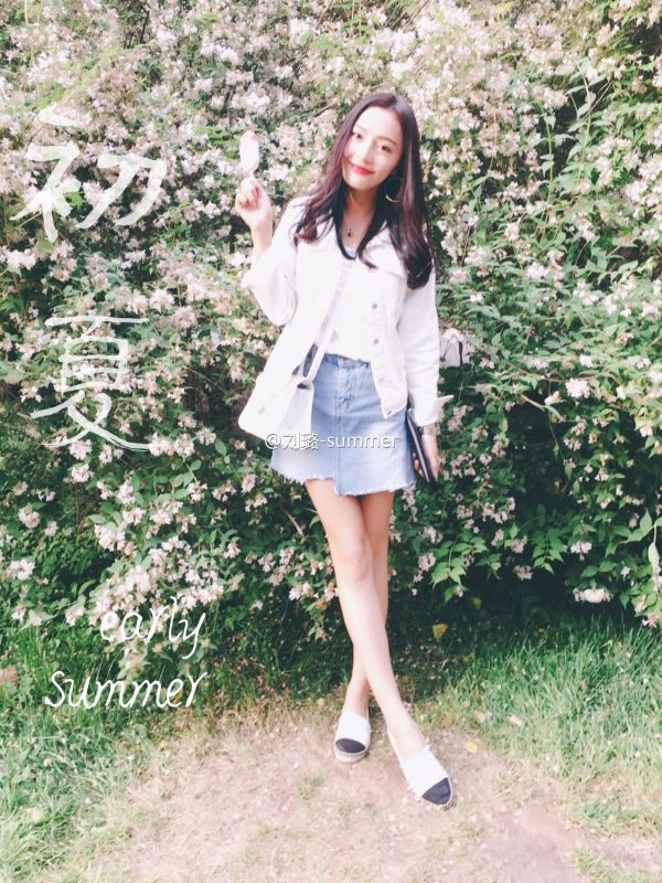 中国女演员模特刘璐summer微博养眼写真片