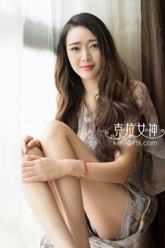 性感美女珊珊斑马纹内衣写真