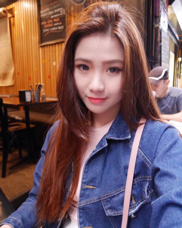 美女空姐Chia Ying生活自拍照甜美迷人