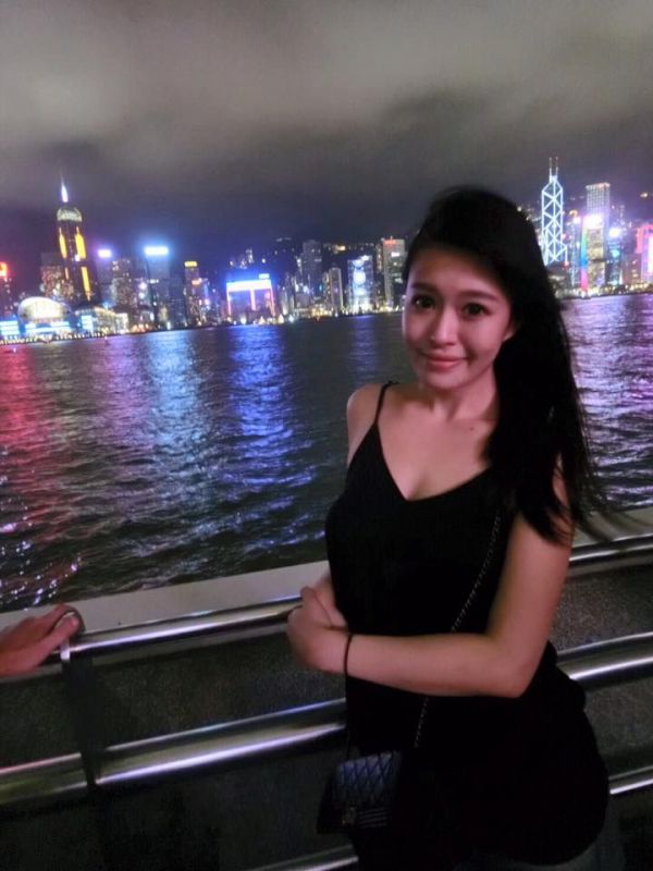 新闻女主播李思瑾Mayer自拍写真图片