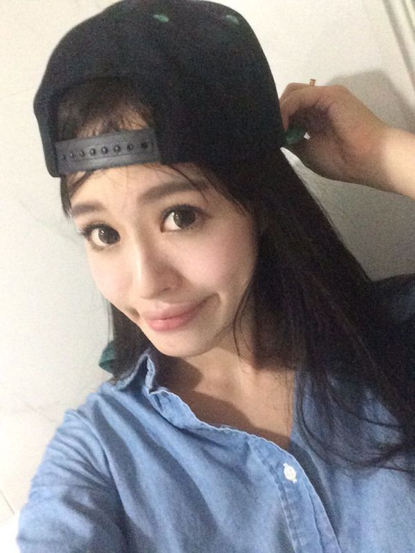 新闻女主播李思瑾Mayer自拍写真图片