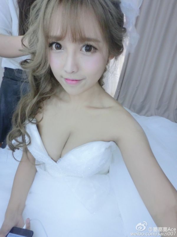 90后漂亮美眉塞塞塞Ace私拍美图大全