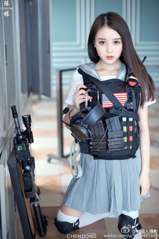 90后美女模特赵小米Kitty摄影写真图片合集
