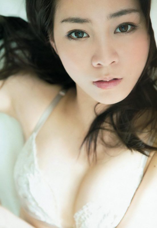 中日混血美女利水翔性感私房照