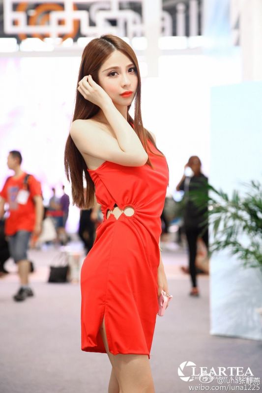 甜美女孩张静燕微博私房写真清纯动人