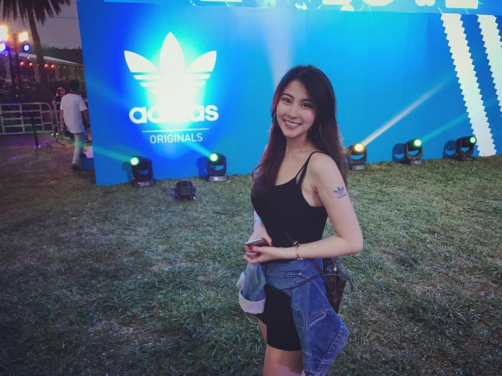 台湾美女校花高紫安比基尼私房照