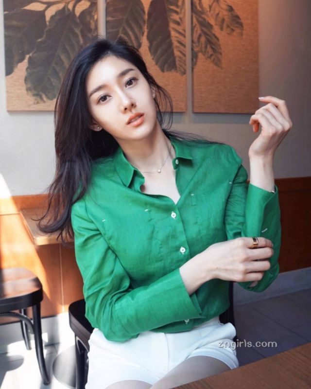 韩国美女Sojin生活清纯写真气质迷人