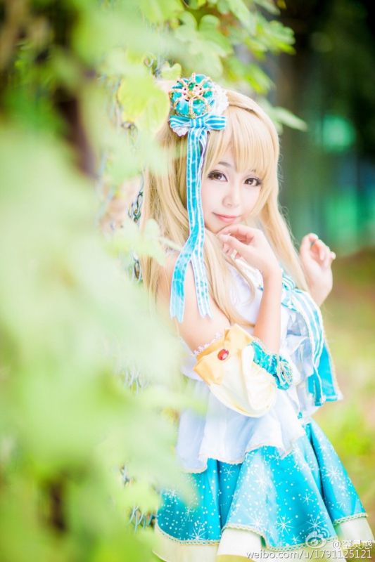 日系美少女空灵惑微博Coser写真