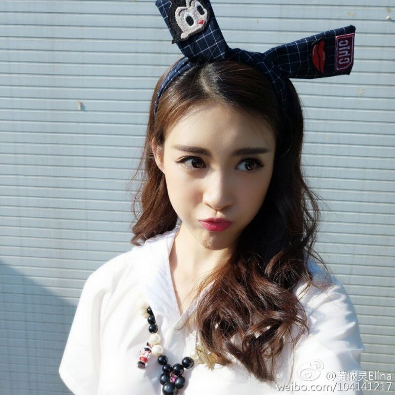 90后 模特黄依灵Elina自拍美图大全