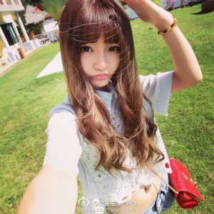 90后美女模特糯米幸sachiko自拍写真图片