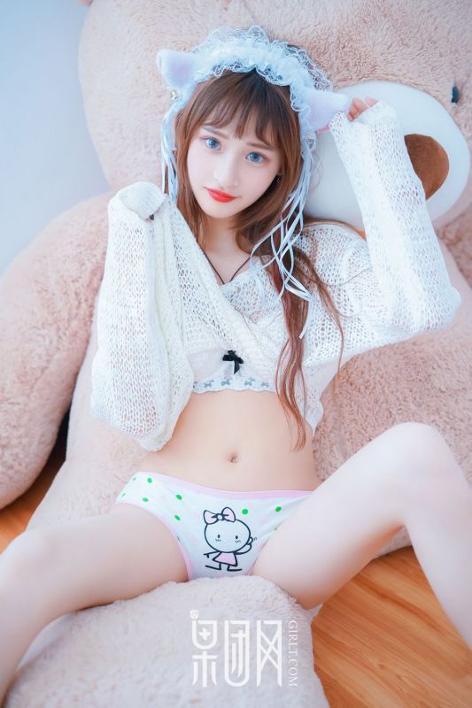 可爱少女little贝壳私房性感写真