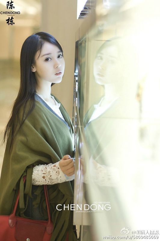 90后美女模特赵小米Kitty摄影写真图片合集