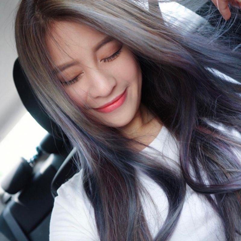 大马美女颜韵芝自拍私房照秀马甲线