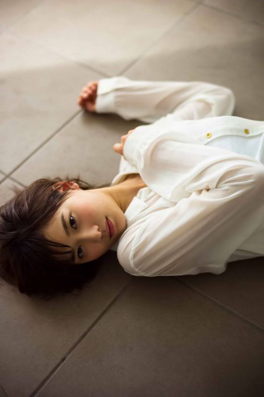 日本美少女渡理佐私拍写真图片