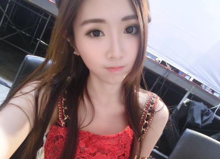台湾正妹美女黛比Debbie自拍写真图片