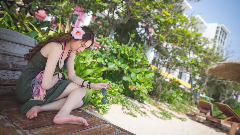 台湾混血模特洪雅雅写真图片合集
