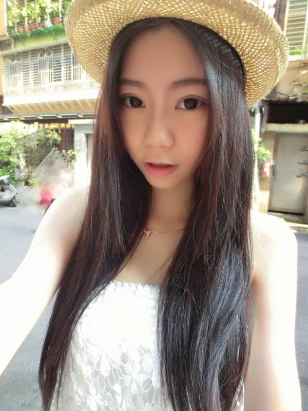 台湾正妹美女杨于娴甜美自拍图片
