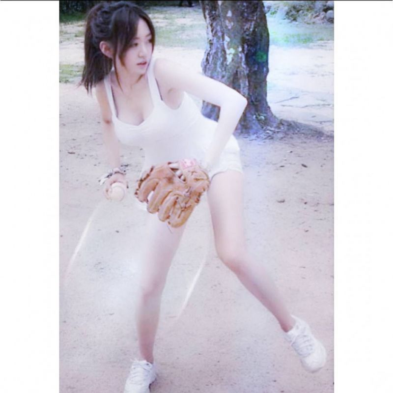 韩国美女组合朴恩率私拍写真图片