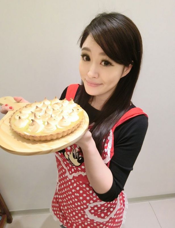 新闻女主播李思瑾Mayer自拍写真图片
