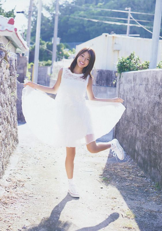 日本美女主播冈副麻希摄影写真图片