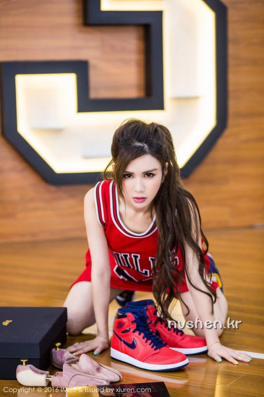爱蜜社平面模特美女性感私房照写真合集