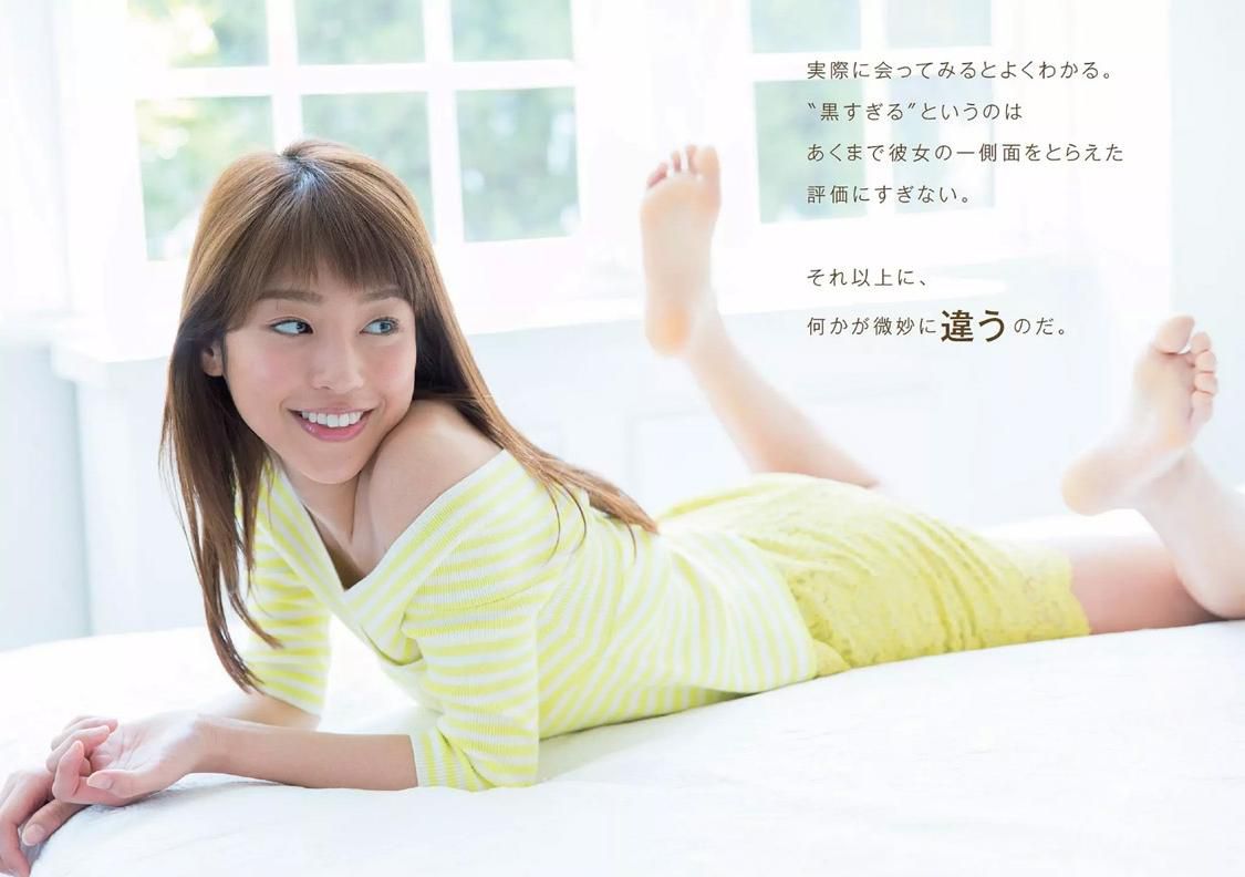 日本美女主播冈副麻希摄影写真图片
