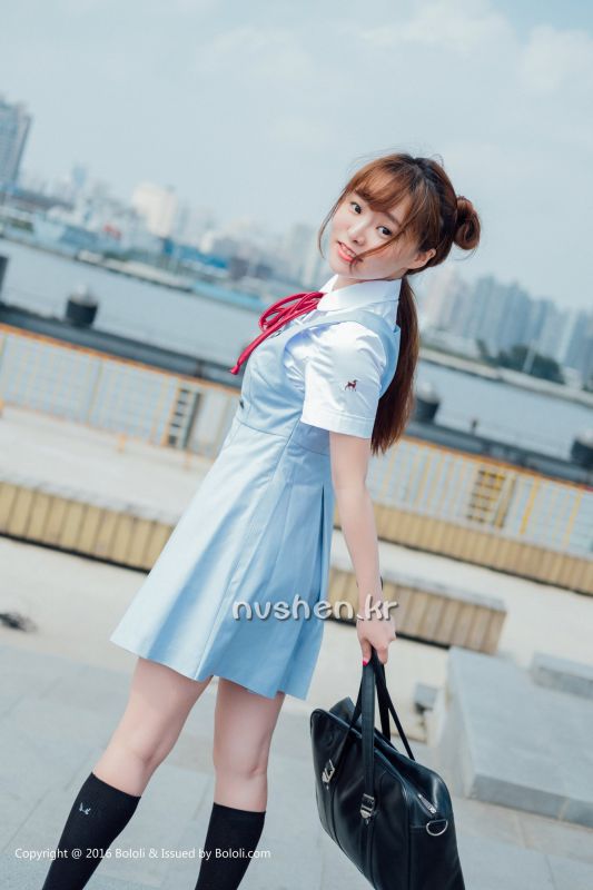 90后小美女柳侑绮唯美私拍图片