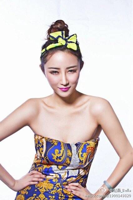 内地女平面模特赵晶Bella户外唯美写真