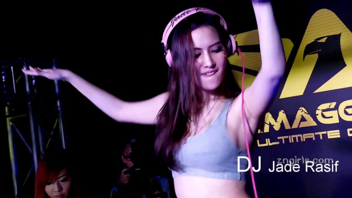 极品性感辣妹Jade Rasif摄影写真图片