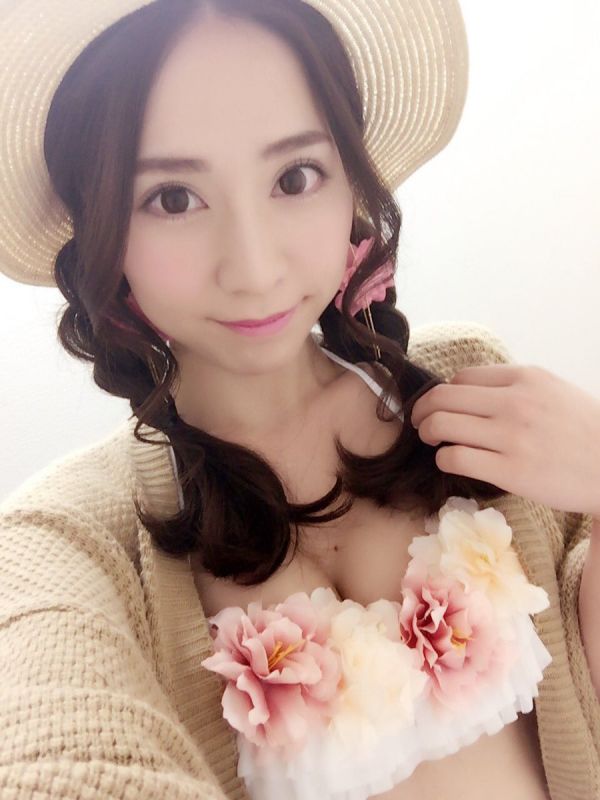 日本美女堀尾实D私房写真图片
