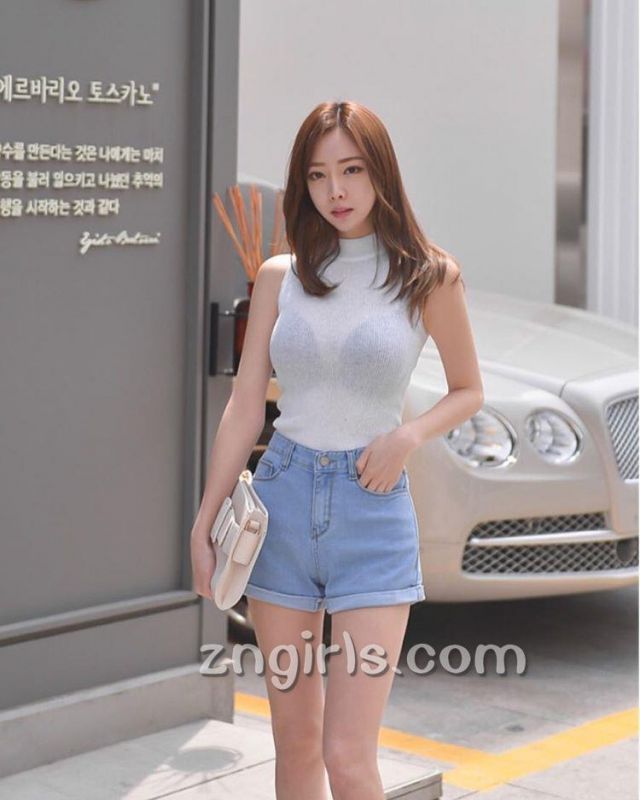 韩国美女珠妍私房美照高挑迷人