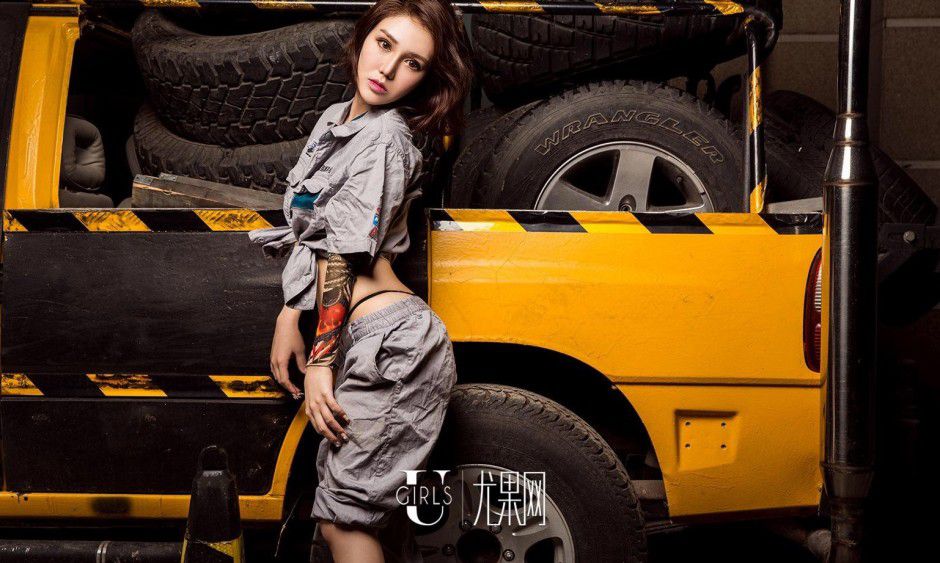 尤果网极品美女模特王尔琳性感私拍写真