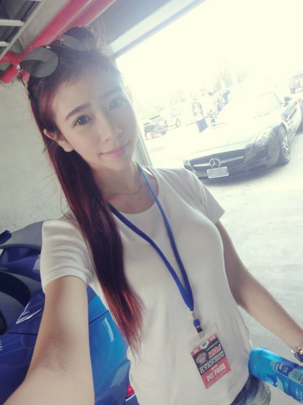 大长腿美女陈诗倩性感美腿自拍图片