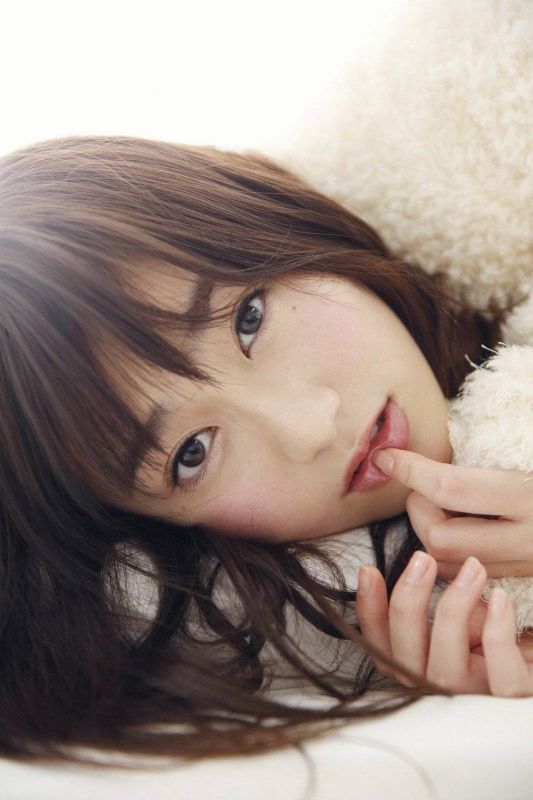 日本美少女组合成员守屋茜清纯私拍图片